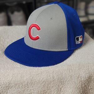 CHICAGO CUBS TeamMlb Hat Never Worn FAST SHIPPER